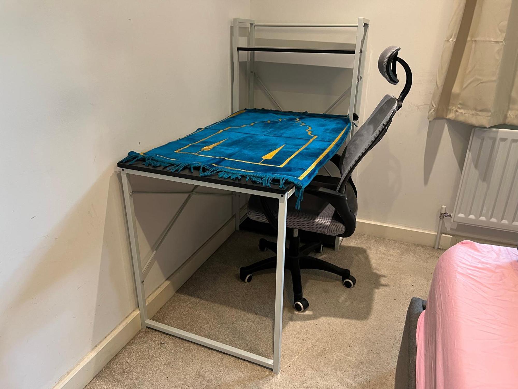 London Holiday Home Newly Refurbished - Entire 4 Bedroom Private House With Kitchen, Living Room & Private Garden - 1 Cape House London, Within 30 Mins From Central London, London Bridge & Canary Wharf Luaran gambar